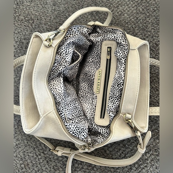 Purse/ Handbag - Picture 3 of 8